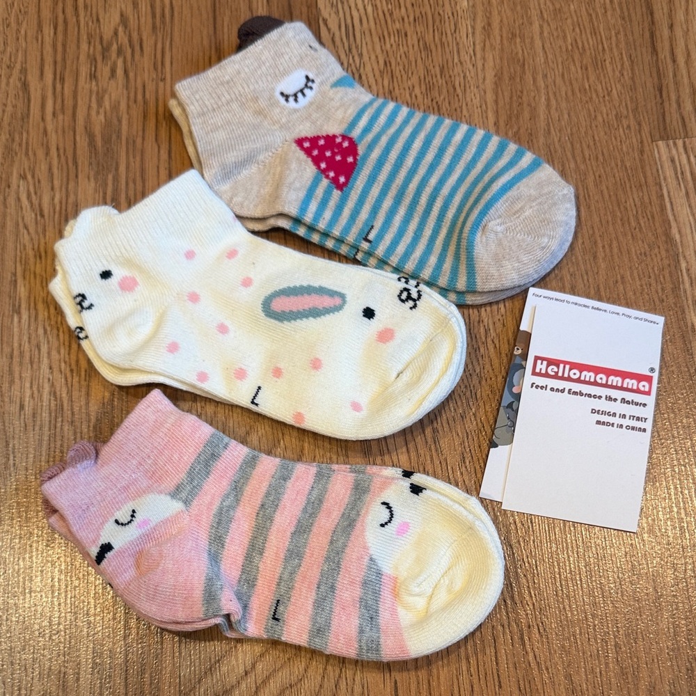 FREE W/ PURCHASE Kids Cute Animal Socks - Pink, Blue, Cream
